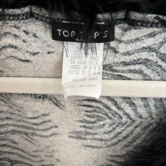 American Vintage Gray Zebra Knit Feather Boa Trim Size Large Bell Sleeves Top - Picture 10 of 11